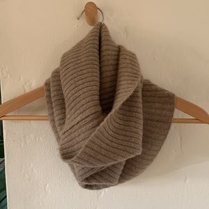 PORTOLANO Cashmere Muffler